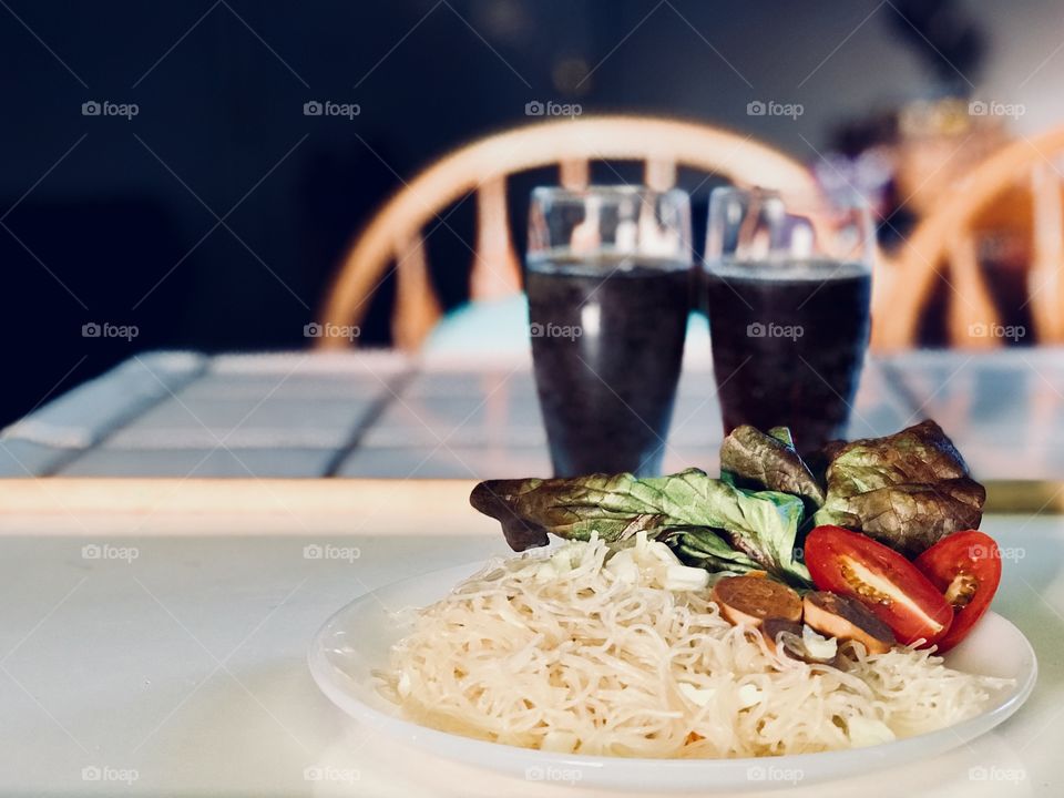 Homemade Filipino rice noodles ”pancit” for dinner 