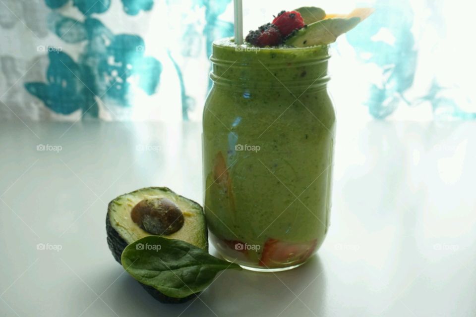 Fresh Fruit Smoothie - Avocado Smoothie - spinach, peach, apple