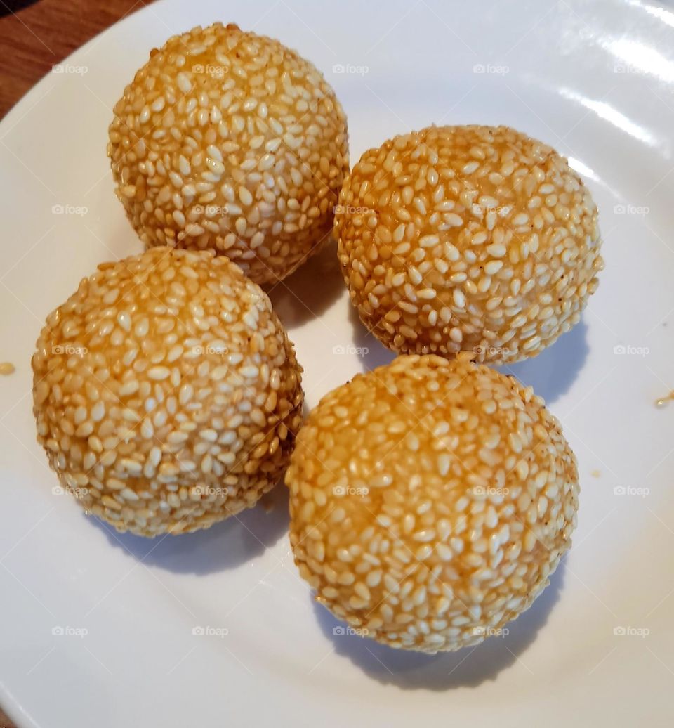 Delicious fried sesam ball dessert