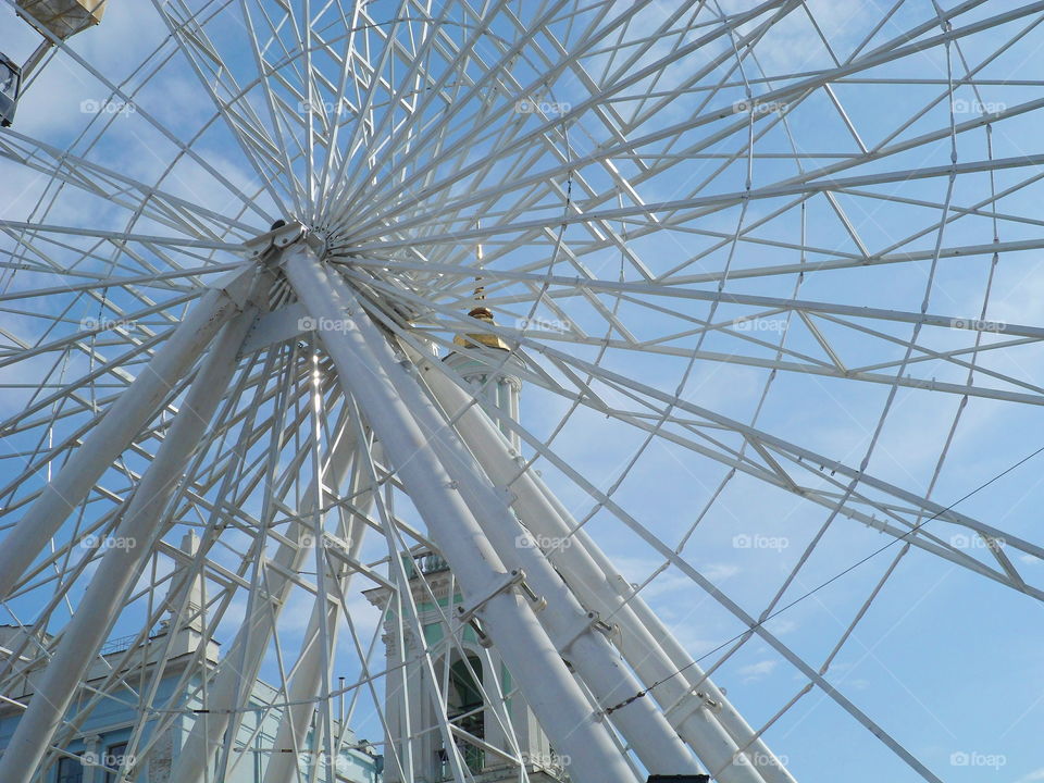 Ferris wheel in the old district of Kiev Podol