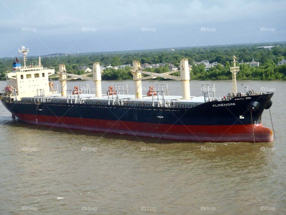 Almencro cargo ship in Mississippi River 