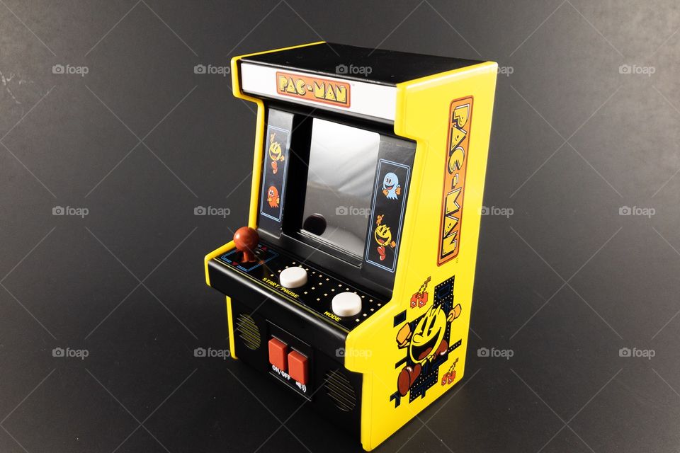 Pacman toy game 