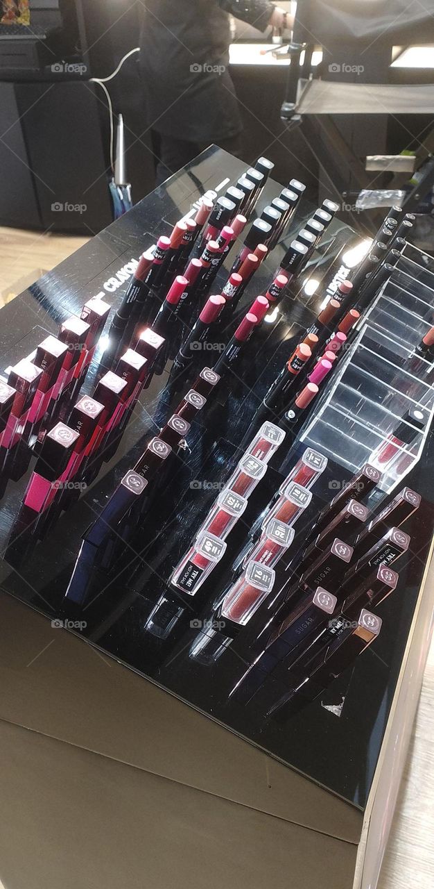 love cosmetics 😫🤌