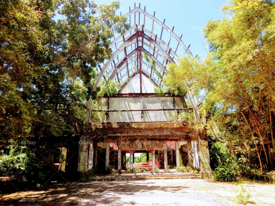 abandoned architecture in Bali