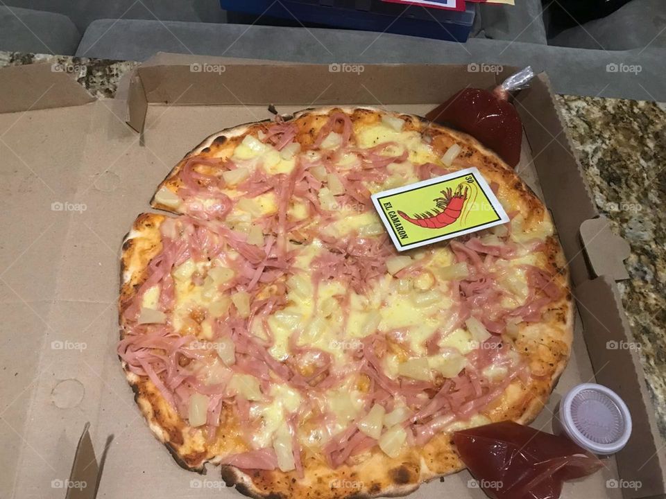 Pizza de camarón en temporada baja