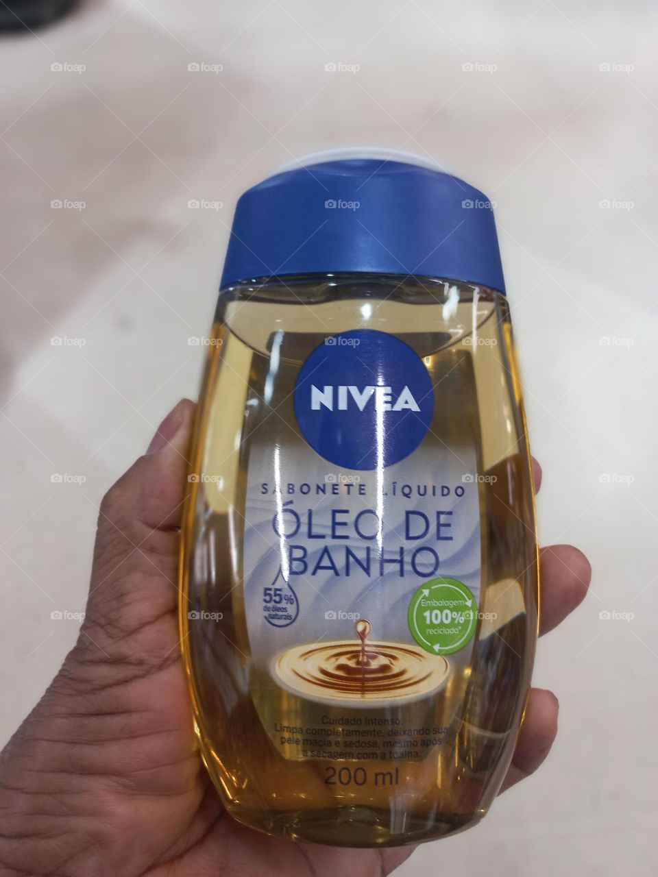 Sabonete líquido. "ÓLEO DE BANHO" Aroma suave, hidratante, limpeza e cuidados especiais com sua pele, tornando sua higiene agradável e relaxante