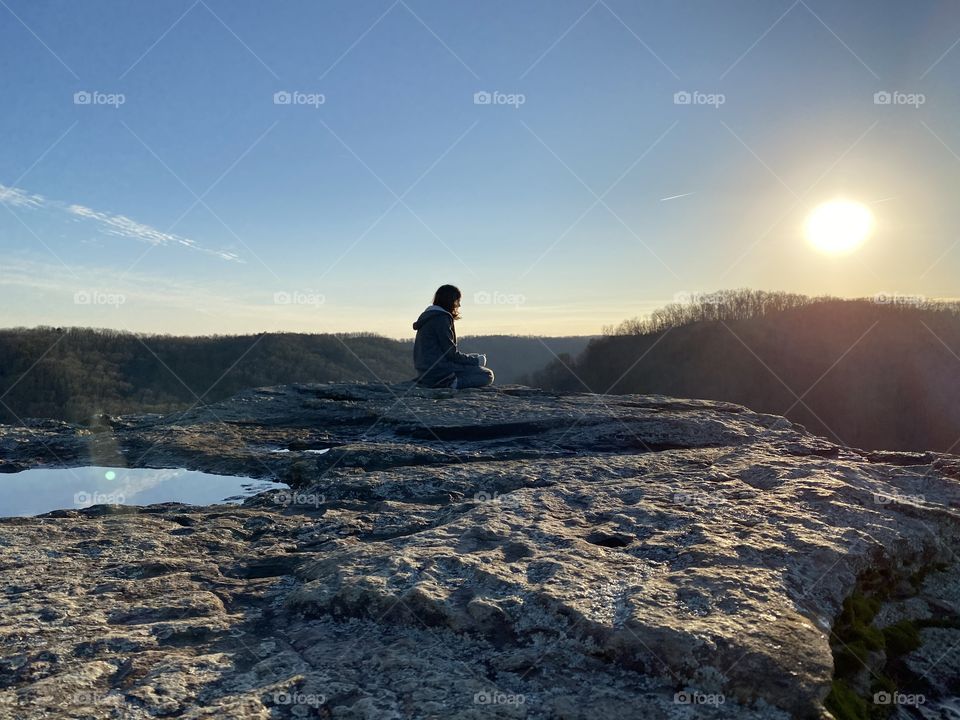 A peaceful, winter morning looking out over Cumberland river