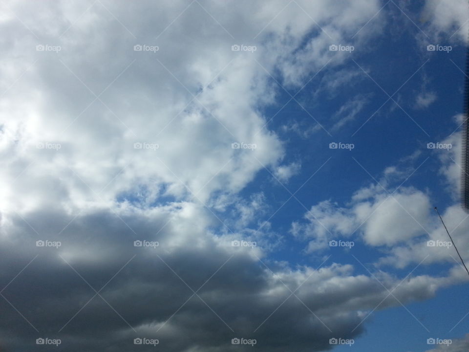 clouds in the blue sky