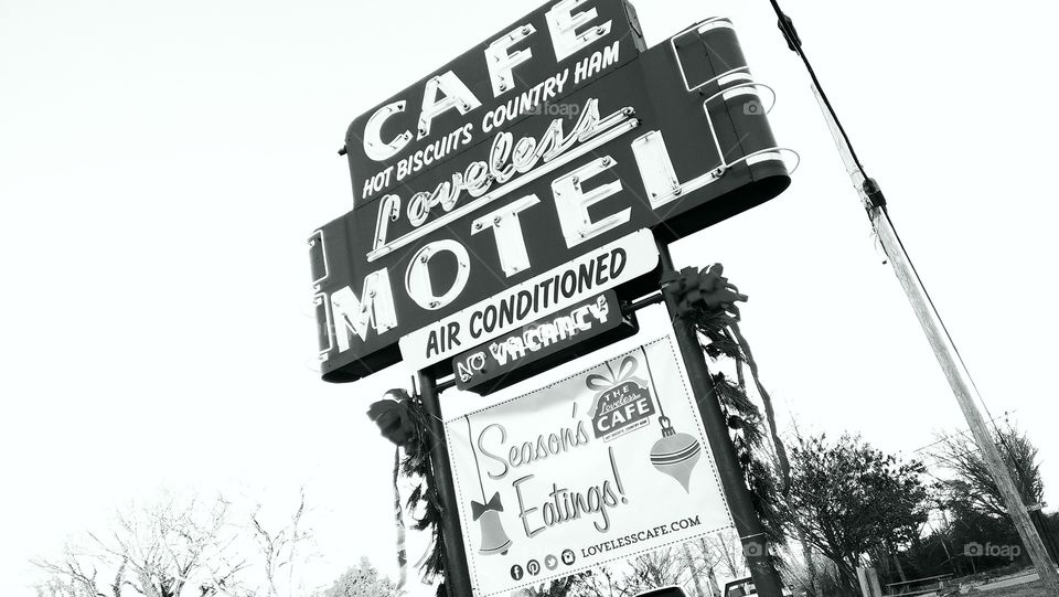 Loveless cafe . Historical loveless cafe. 4 hour wait everyday. Good southern cooking. 