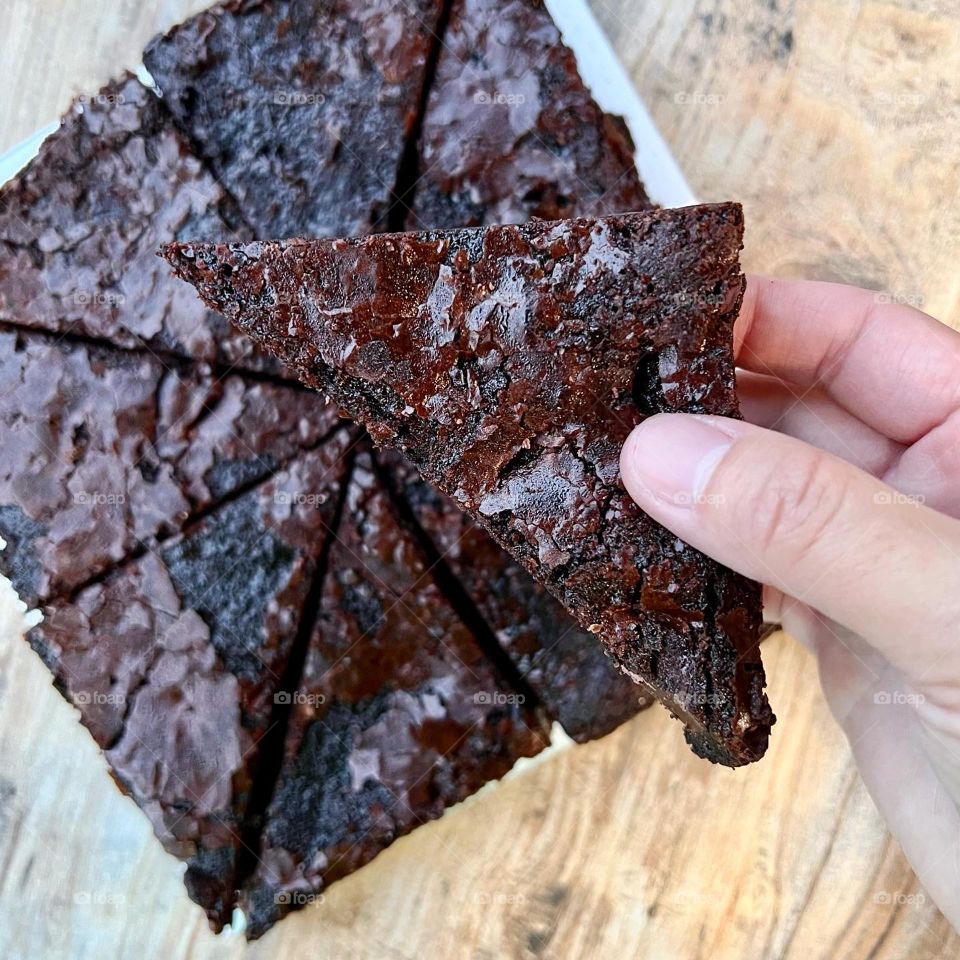 Crackly top homemade brownies 