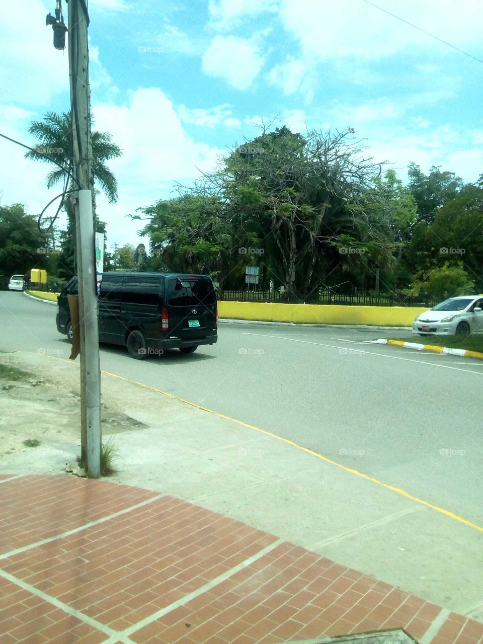 we love to take beautiful picture an to look on the bright side of our pictures an keep them in our mine.