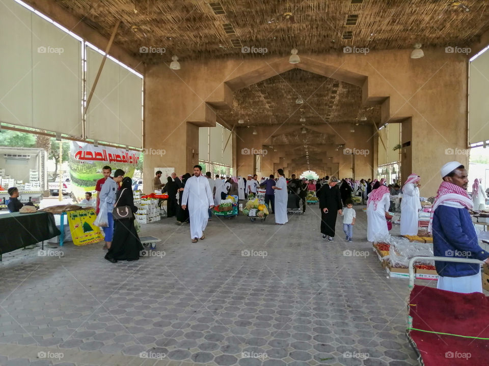 The North Olaya Market on Saturday morning, Riyadh, Saudi Arabia