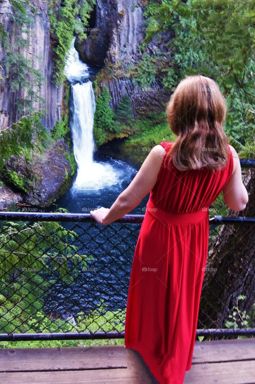 Draped hair and waterfall