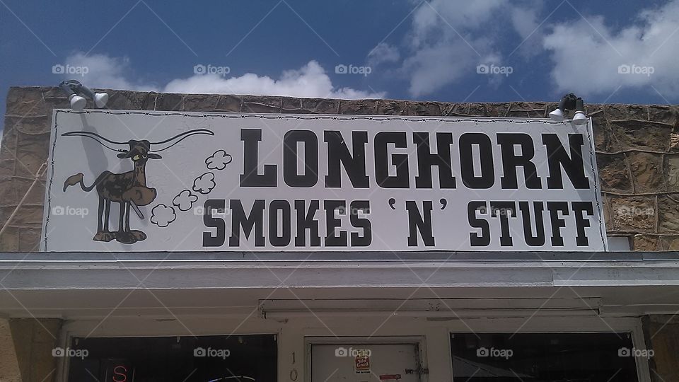 goofy long horn. this is where i buy my tabacco