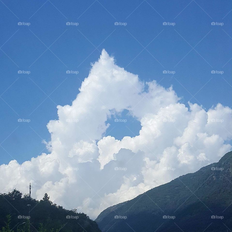 Beautiful clouds. Unusual clouds.