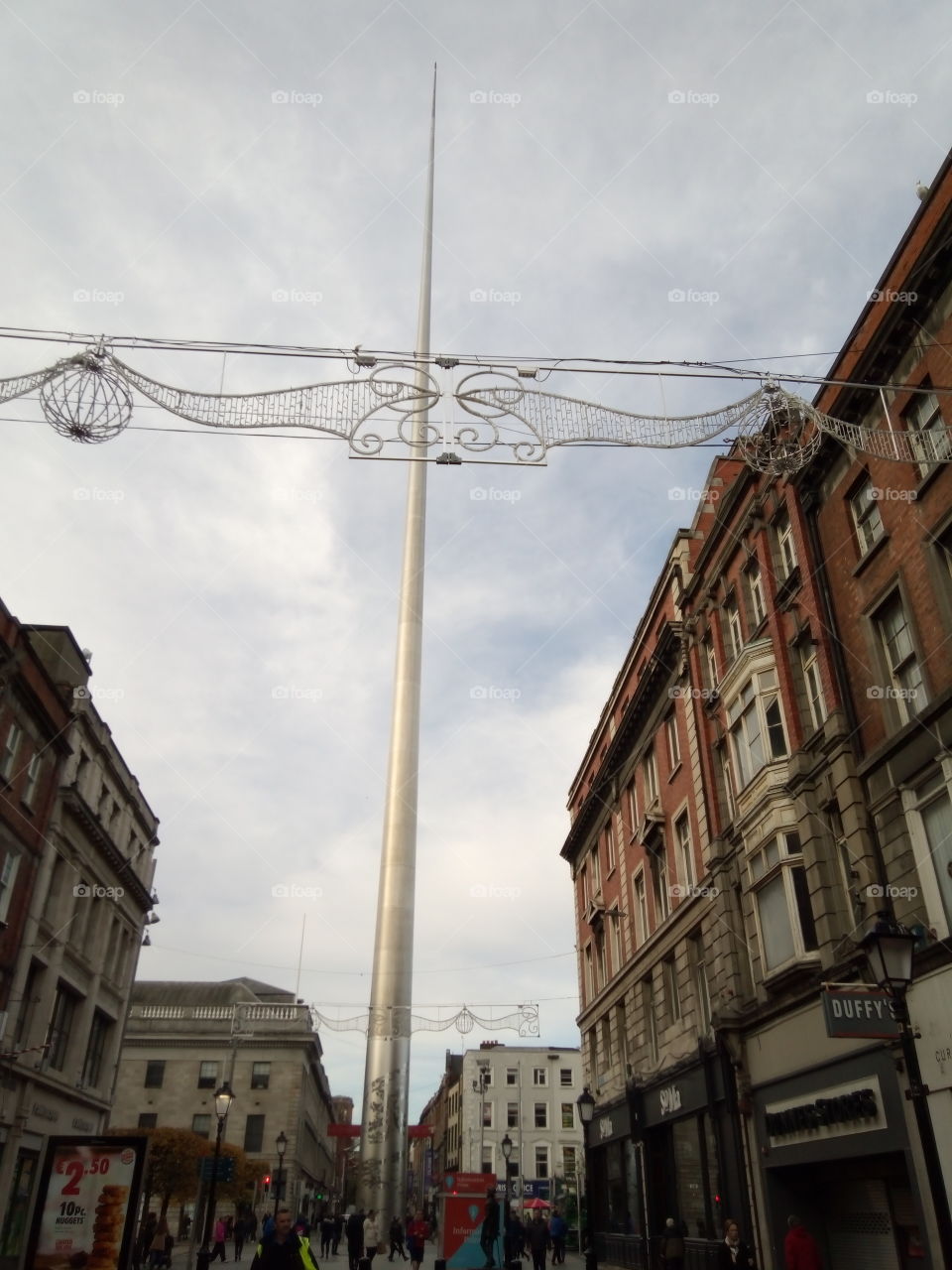 the centre piece Dublin's main art - the spire Dublin things so tall it's so hard to get the angels of the height I'll try again on a good day