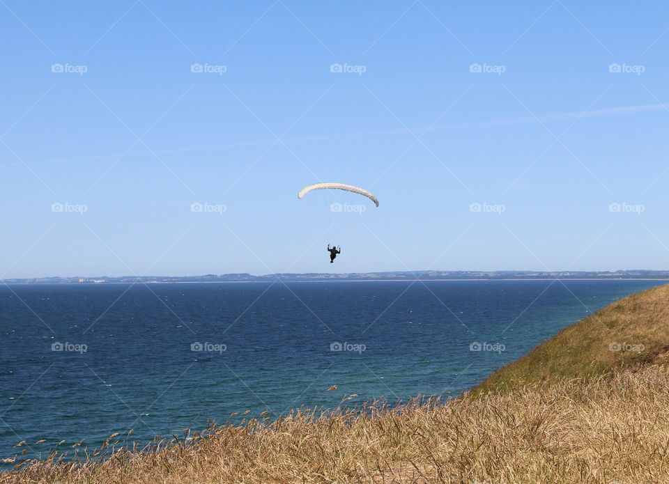 Paragliding, Kåseberga, Skåne.