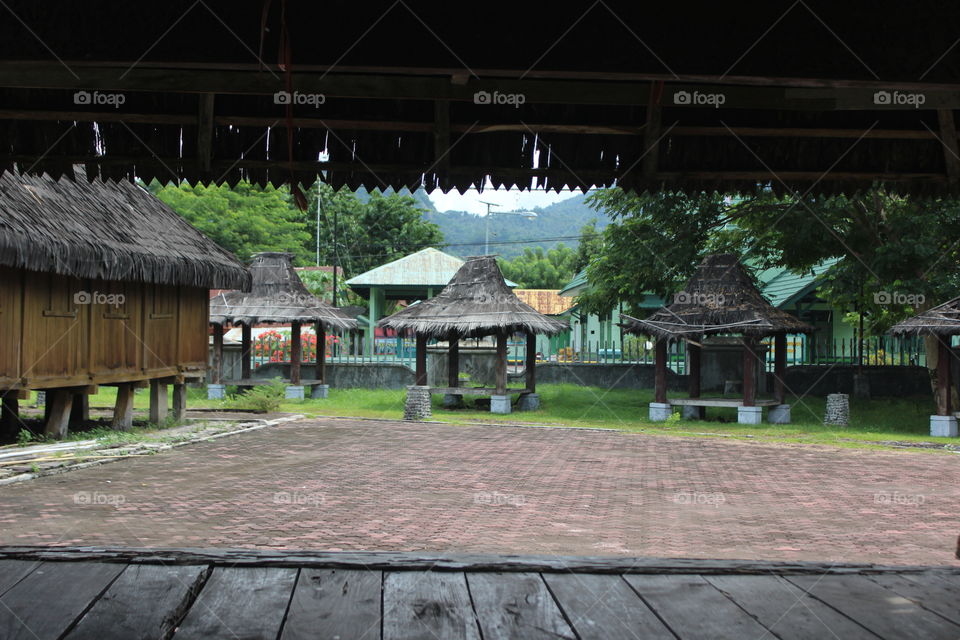 Lopo-Lopo at Sa'o Ria Ende.