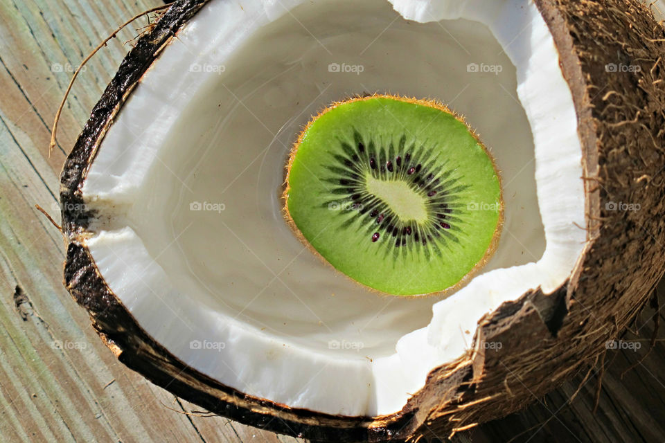 Coconuts & Kiwi