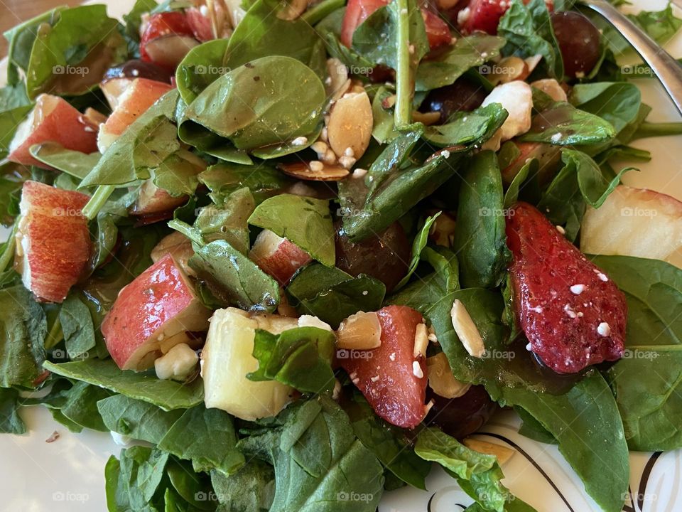 Strawberry summer salad