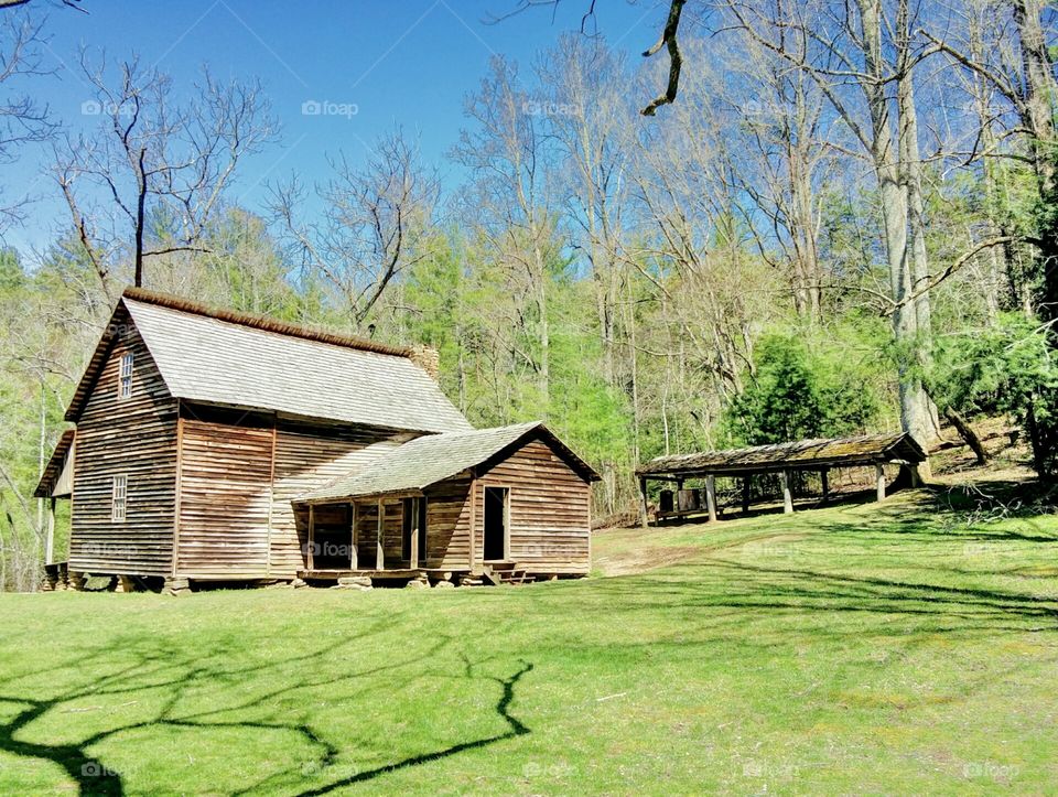 Frontier Log Cabin . Homestead in the Smoky Mountains National Park 