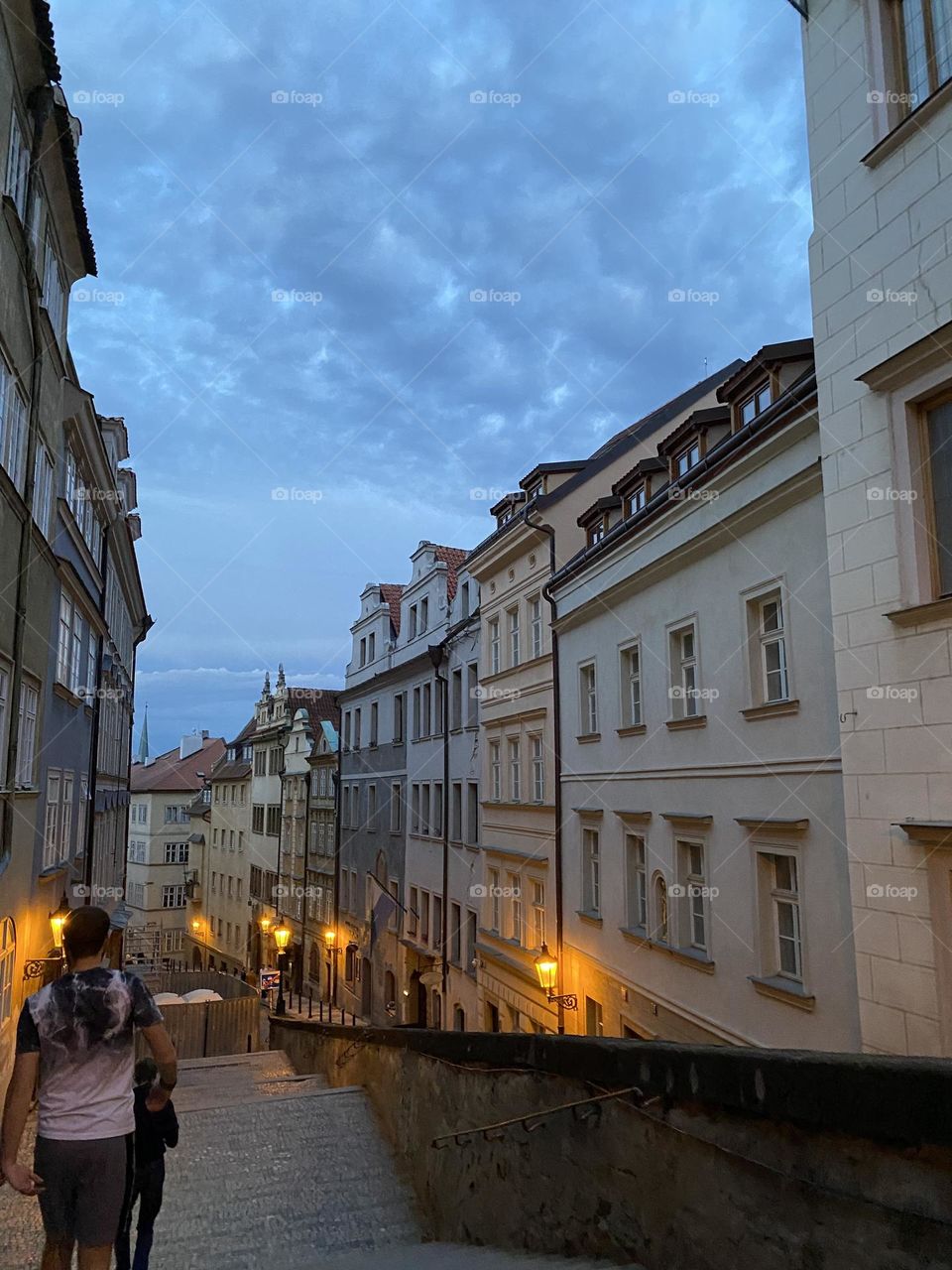 Ascending and shrinking in Prague 