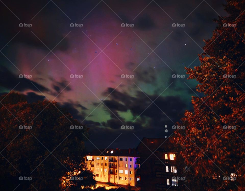 Lights in the windows and in the shy