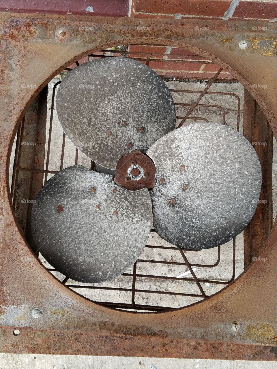 rusty fan