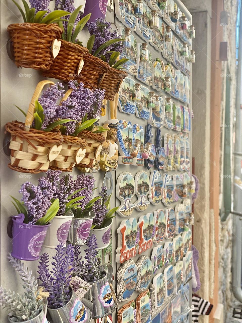 handmade fridge magnets for Croatian tourists