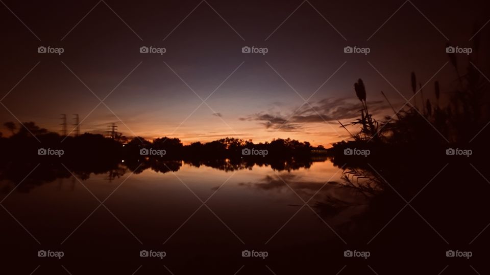 What a Glorious Night pic from A Glorious Sunset and Twilight all wrapped up into a Beautiful Day and evening. 