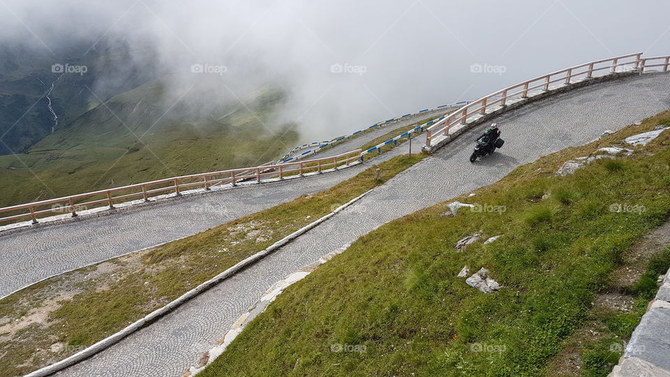 Winding road Grossglockner High Alpine Road Austria - Großglockner Hochalpenstrasse