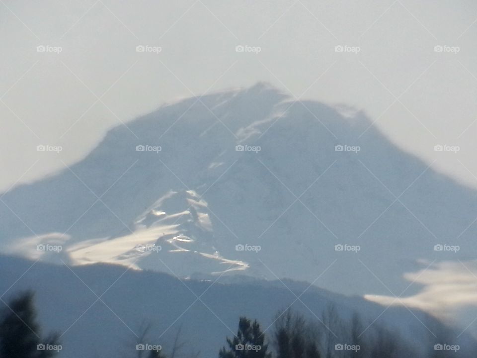 Mount Rainier . Telephoto view of Mount Rainier this morning. 