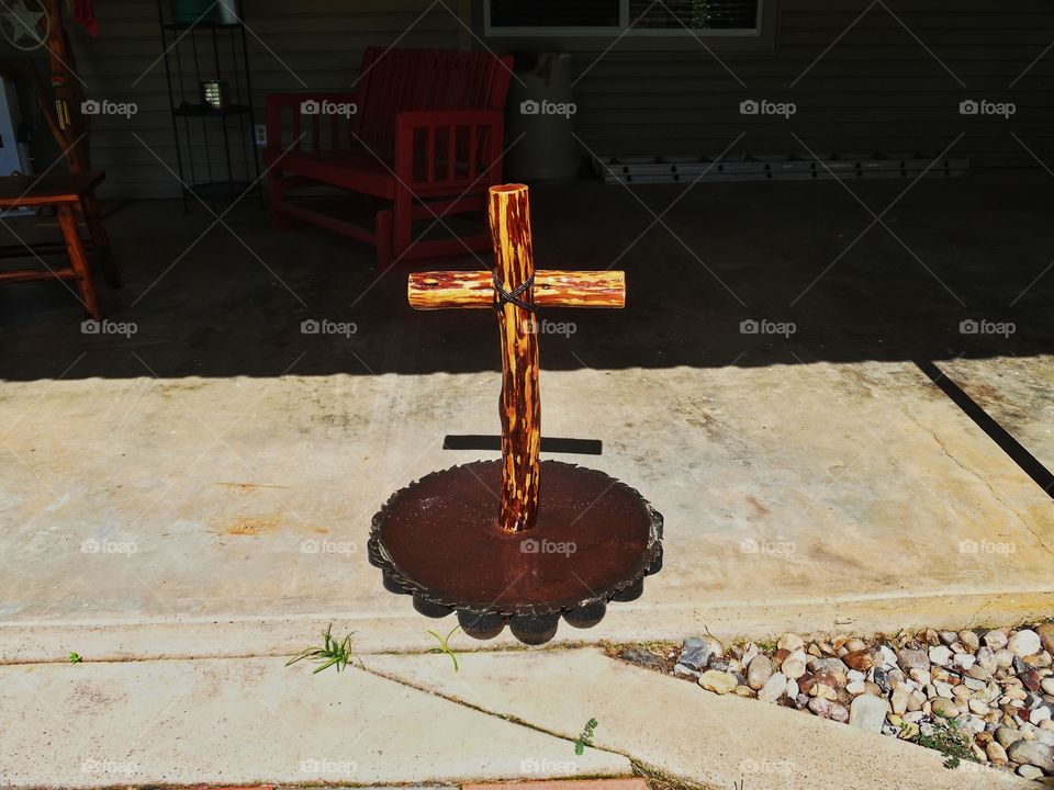 saw blade cross ➕. I finally finished my project and took a picture of it