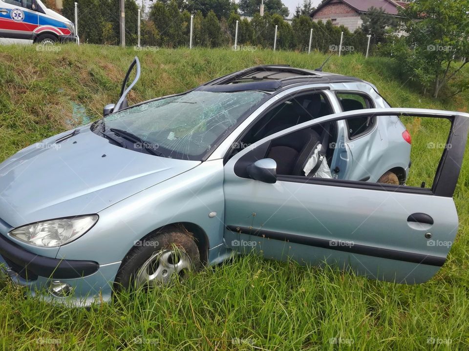 Car accident and medical help