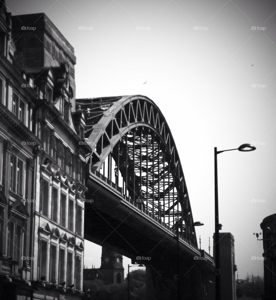black and white tyne bridge newcastle-upon-tyne by punchdrunkdoc