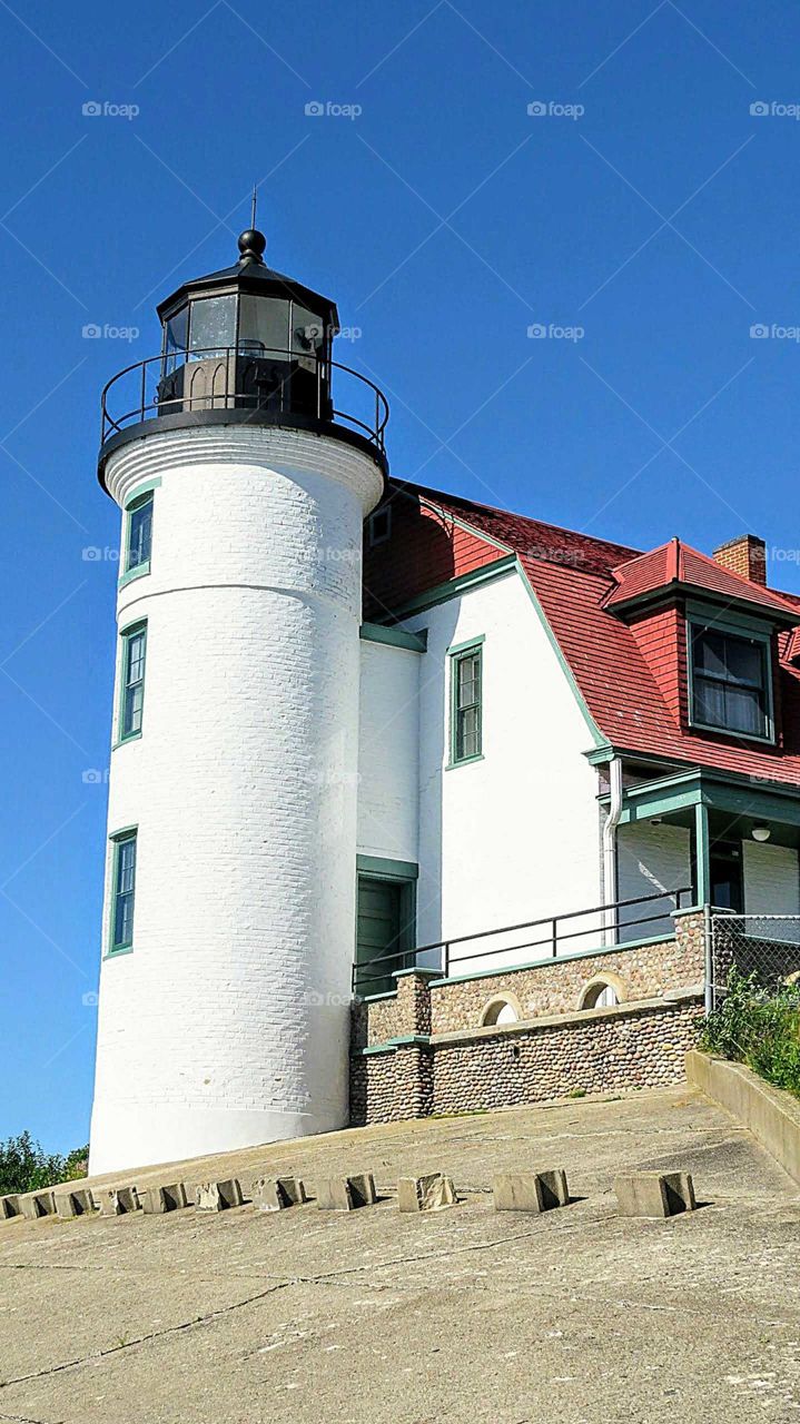 Pointe Betsy Lighthouse