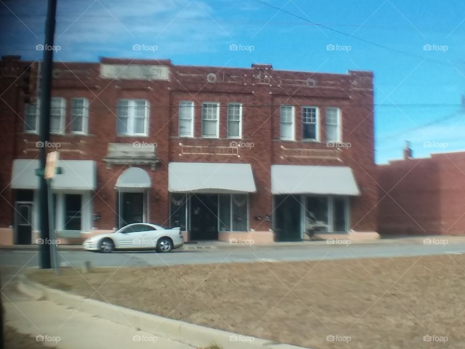 old building in ashburn ga