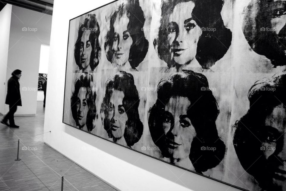 Elisabeth Taylor painted by Andy Warhol