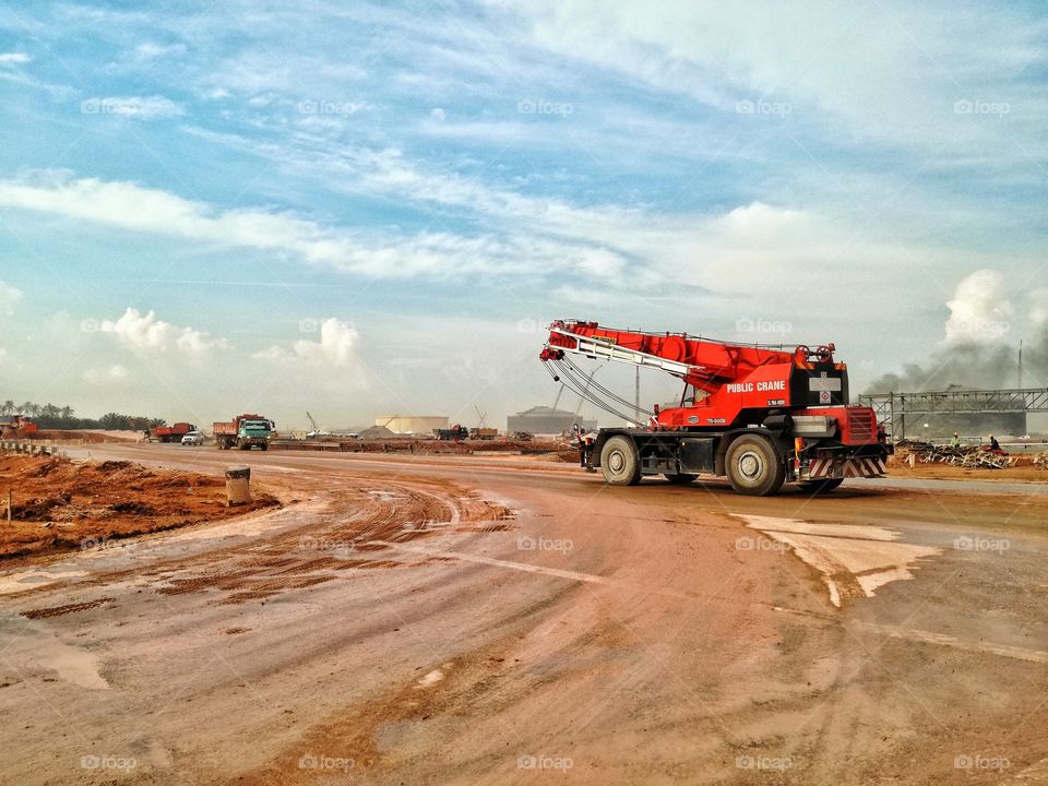 red giant car, construction, crain, sky, beautiful day, lorry, biggest sites, morning