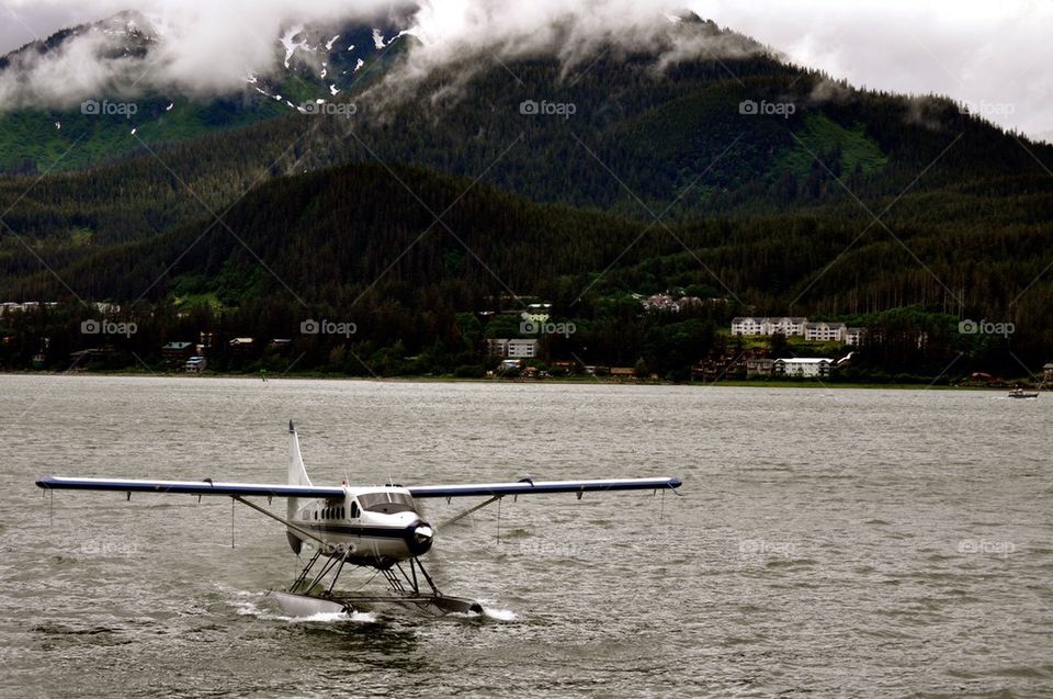 plane float group1 by refocusphoto