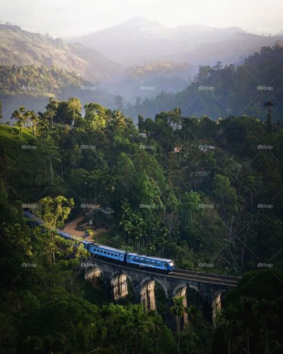 train srilankan