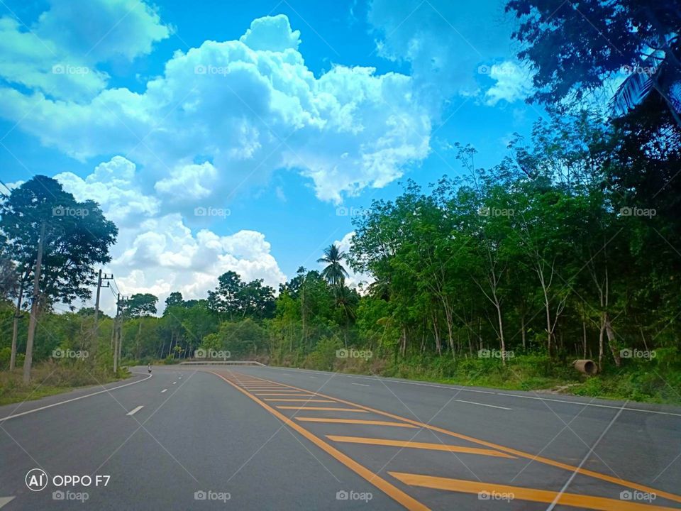 Blue sky😊😊😊