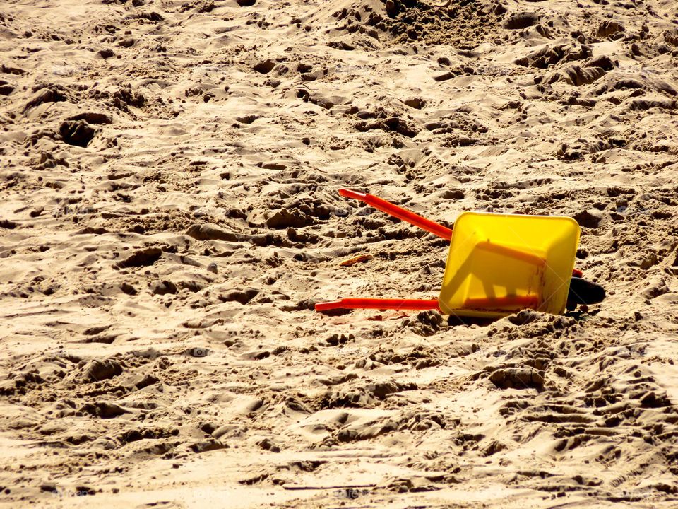 abandoned on the beach