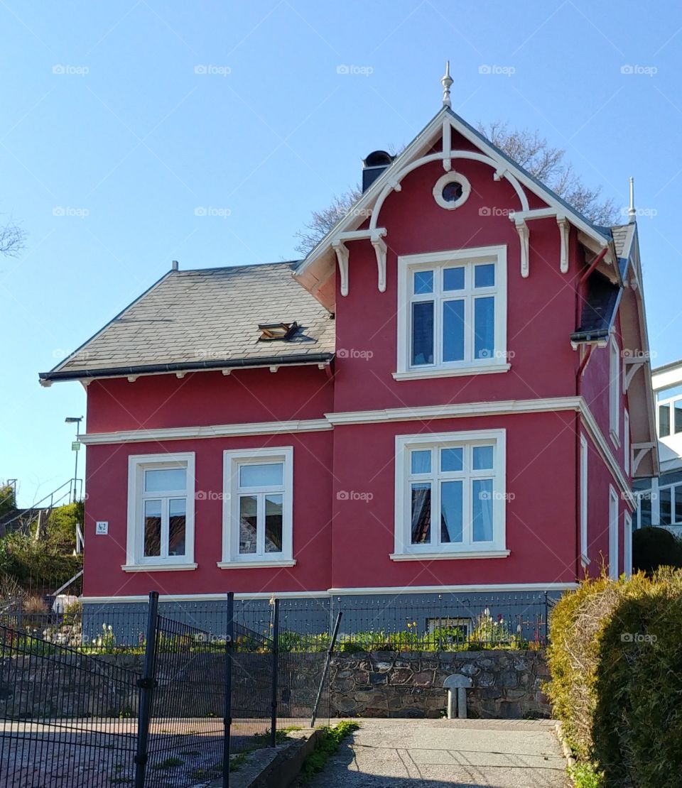 Haus rot klein