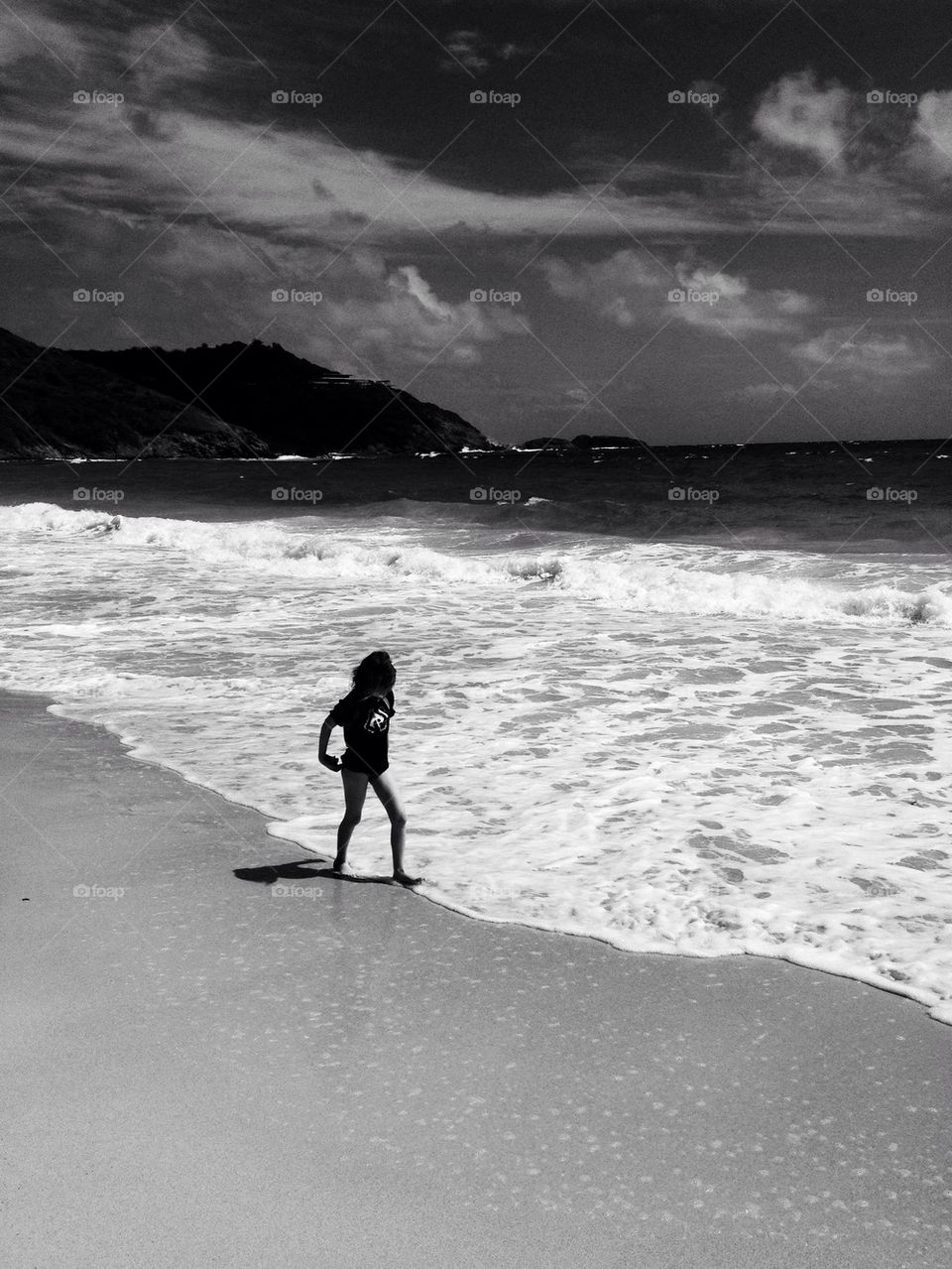 landscape beach ocean girl by ronnestam