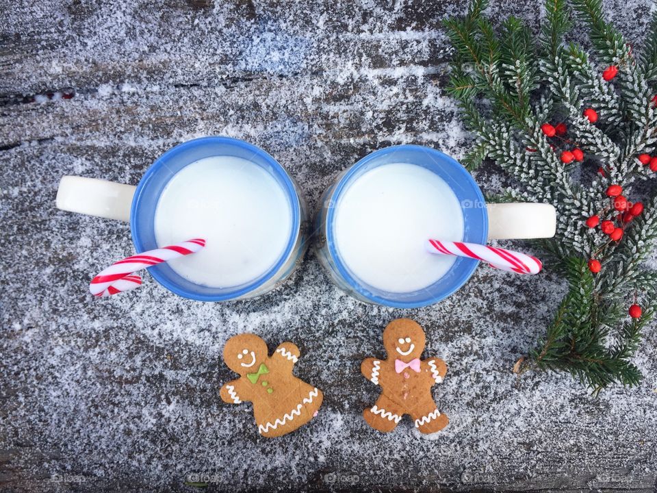 gingerbread man and white chocolate 