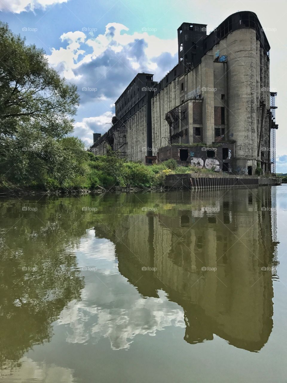 Buffalo river grain silo