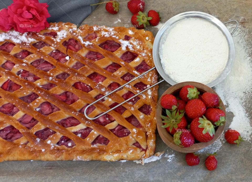 strawberry pie, strawberries.