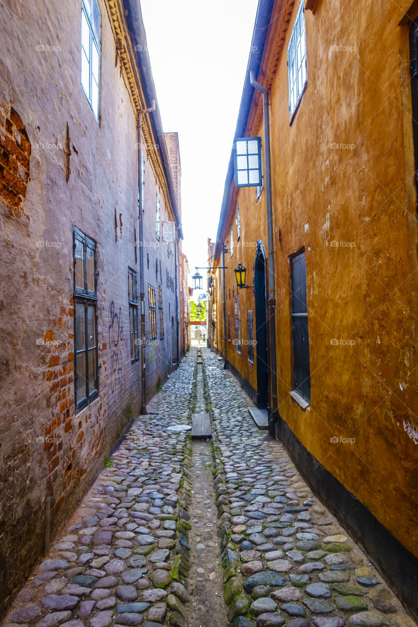  Old town alley