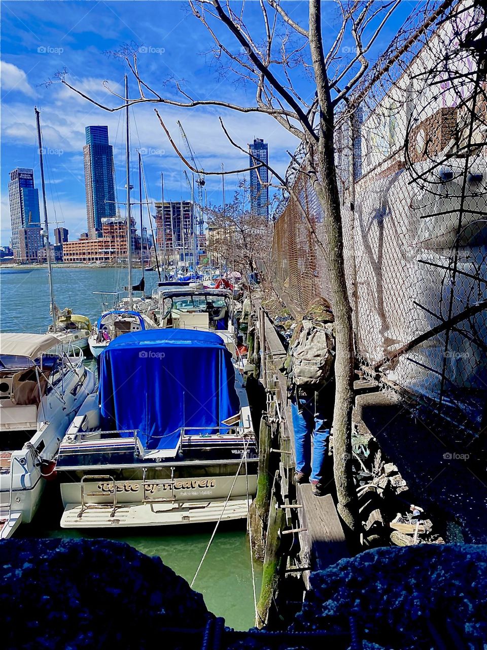 “Newtown Creek” by the “Pulaski Bridge” in LIC, Queens is a very special place in the “Big Apple” with spectacular views all around and idyllic looking boats off various kinds. 2023. Hypnotic Productions